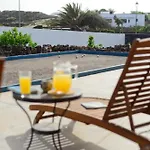 Casa Jenabe Villa *